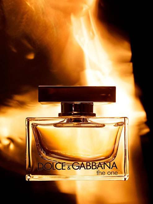 © MAI_LINH / Dolce & Gabbana The One